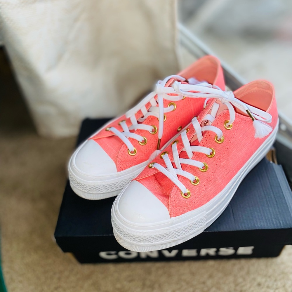 Converse CTAS Low Lift Ox “Pink Driftwood” Platform Shoe Size 7